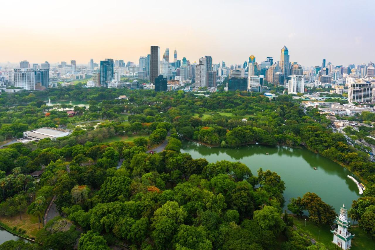 So/ Bangkok Hotel Exterior foto Lumpinee Park