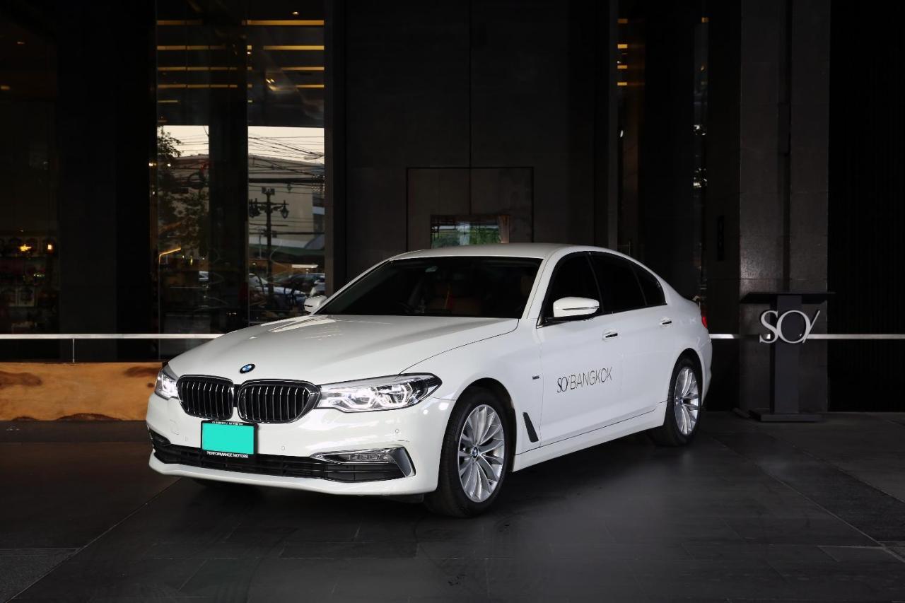 So/ Bangkok Hotel Exterior foto BMW 740Li